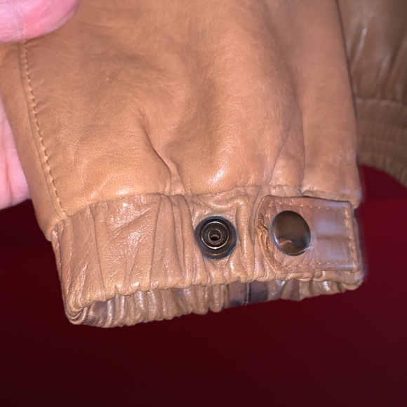 Men’s Leather Bomber Jacket w/ Insulated Lining - Picture 4 of 11